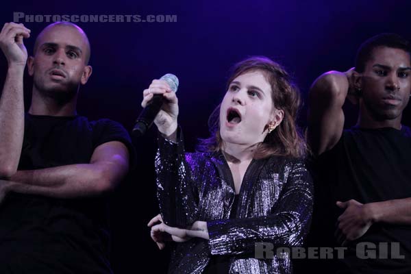 CHRISTINE AND THE QUEENS - 2013-11-10 - PARIS - La Cigale - 